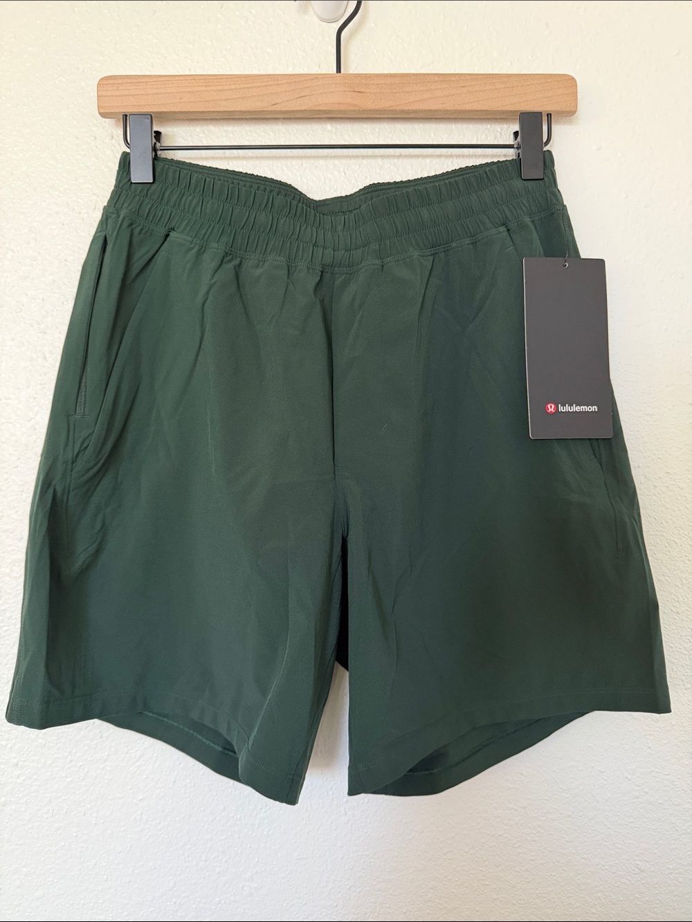 Lululemon Pace Breaker 7” Linerless Shorts - Picture 3 of 4